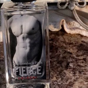 Abercrombie & Fitch FIERCE
